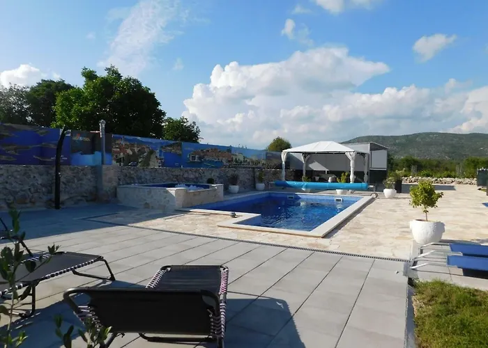 Vacation House Radosic Radosic (Lecevica)