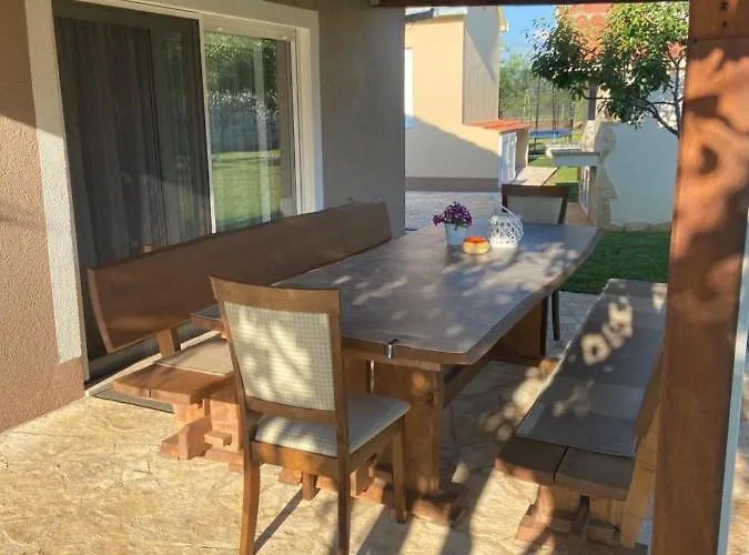 Vacation House Radosic