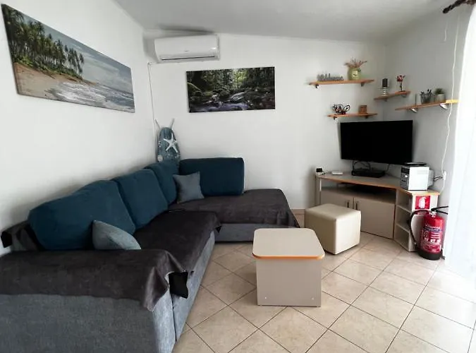 Vacation House Radosic