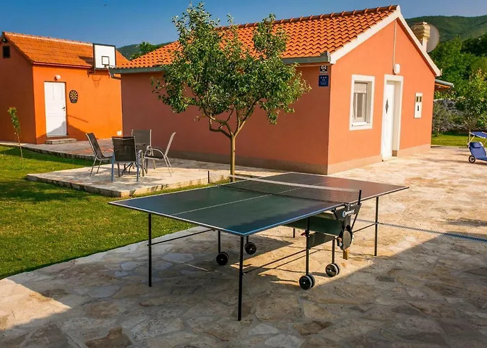Vacation House Radosic
