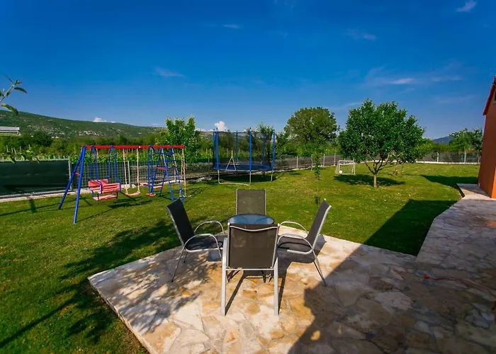 度假居 Vacation House Radosic